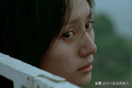 美人的臉卻敗在鼻子上？這15位女星鼻子突兀，太可惜