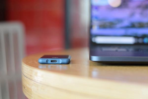 固態硬碟只有打火機大小,體驗後發現速度超出想象 固態硬碟只有打火機大小,體驗後發現速度超出想象