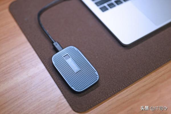 提升桌面幸福感，你可能需要這些小配件