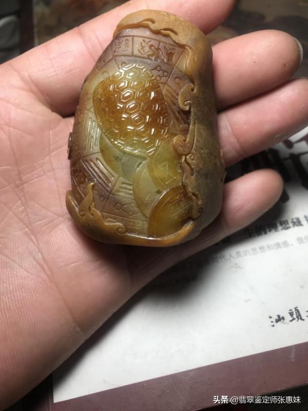 達馬坎翡翠原石的這些特點，讓它立於不敗之地