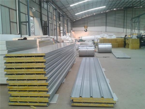 彩鋼瓦房有什麼危害?農村和城市都在強制拆除,背後有啥秘密 彩鋼瓦房有什麼危害?農村和城市都在強制拆除,背後有啥秘密