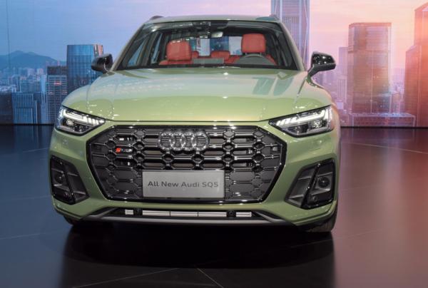 豪華效能SUV對撞:奧迪SQ5對比賓士AMG GLC 豪華效能SUV對撞:奧迪SQ5對比賓士AMG GLC
