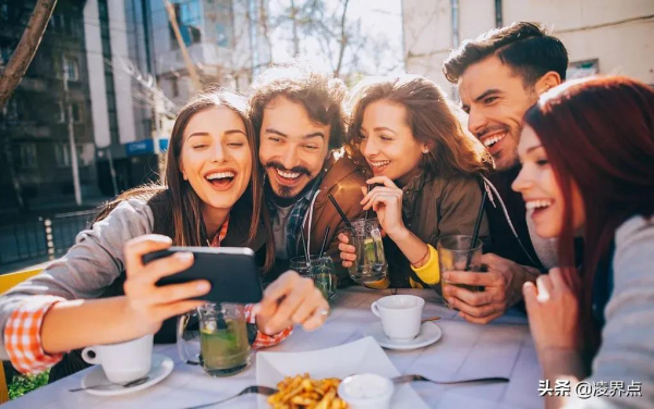 總有一天你會明白，你90%的痛苦都來自於“熟人”