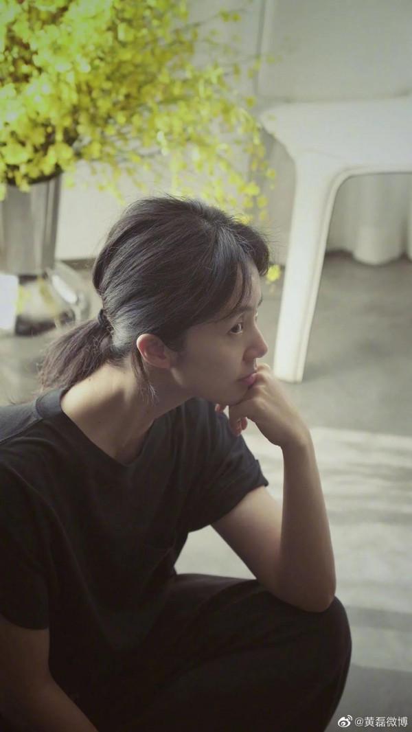 黃磊和老婆孫莉的親密合照