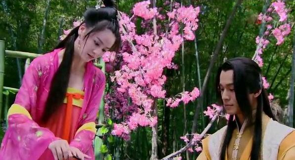 千萬別整容！新版周芷若顏值遭吐槽，戲裡戲外像兩個人，醫美的鍋