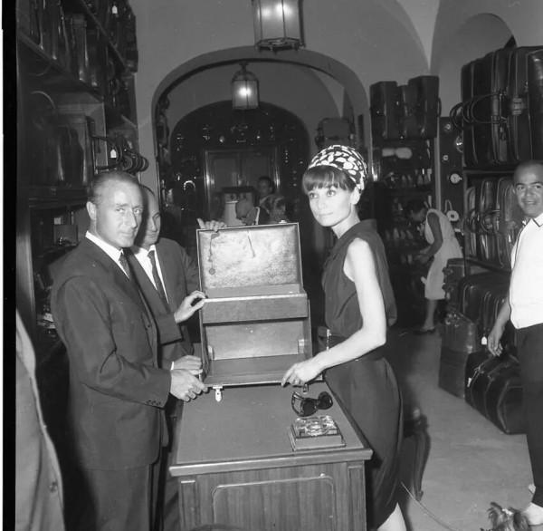 古馳總裁:55歲愛上20歲下屬引起家族爭鬥,81歲被兒子送進監獄 古馳總裁:55歲愛上20歲下屬引起家族爭鬥,81歲被兒子送進監獄