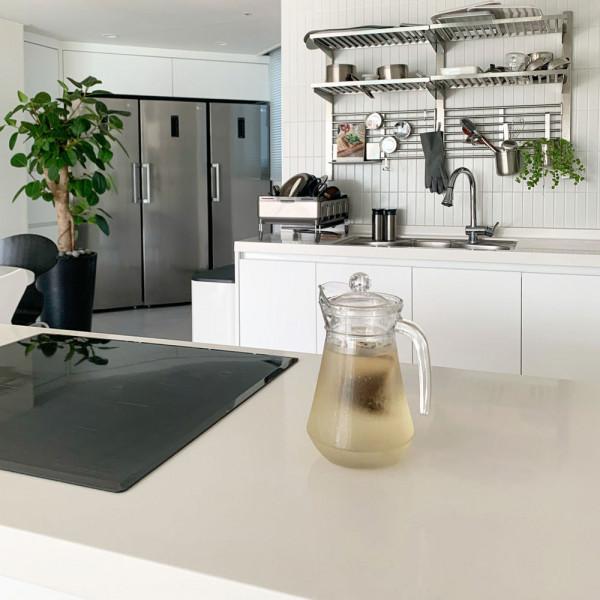 比起日式，極簡風的家更得我心，大白牆純粹乾淨到像一張“白紙”