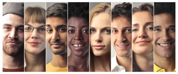 英國男子臉部畸形，憑魅力迎娶美女大學生，孩子出生後笑不出來了