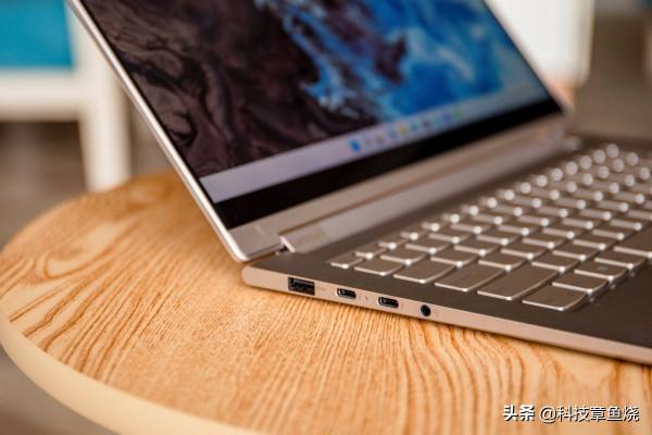 時刻待命,讓辦公成為一種享受的YOGA Pro 14c 時刻待命,讓辦公成為一種享受的YOGA Pro 14c