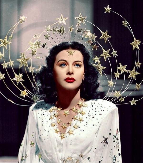 怎麼區分海蒂·拉瑪和費雯麗,看眉毛還是鼻子?其實看動態就夠了 怎麼區分海蒂·拉瑪和費雯麗,看眉毛還是鼻子?其實看動態就夠了