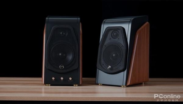 看看顏值功能全線上的惠威音響,瞬間將你的客廳變成歌影廳 看看顏值功能全線上的惠威音響,瞬間將你的客廳變成歌影廳