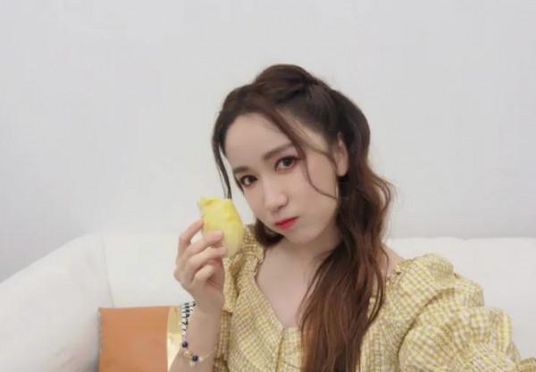 “三無”藝人婁藝瀟,如何把一手好牌打的稀爛 “三無”藝人婁藝瀟,如何把一手好牌打的稀爛