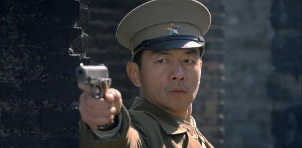 連夜衝上飆升榜第二!《前行者》首播,聶遠張魯一甩出諜戰劇王炸 連夜衝上飆升榜第二!《前行者》首播,聶遠張魯一甩出諜戰劇王炸