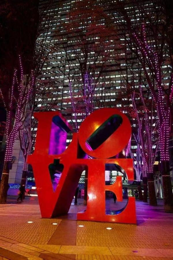 迷失東京系列一：沉浸浪漫偶像劇的“愛之旅”