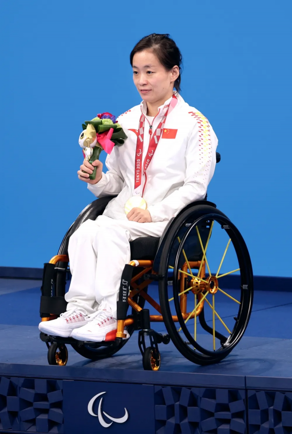 劉玉 從兒童福利院走出來的殘奧冠軍