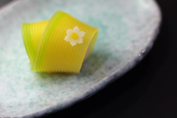 茶食日記 | 喝茶為什麼會越喝越餓？你應該學著怎麼搭配茶點了