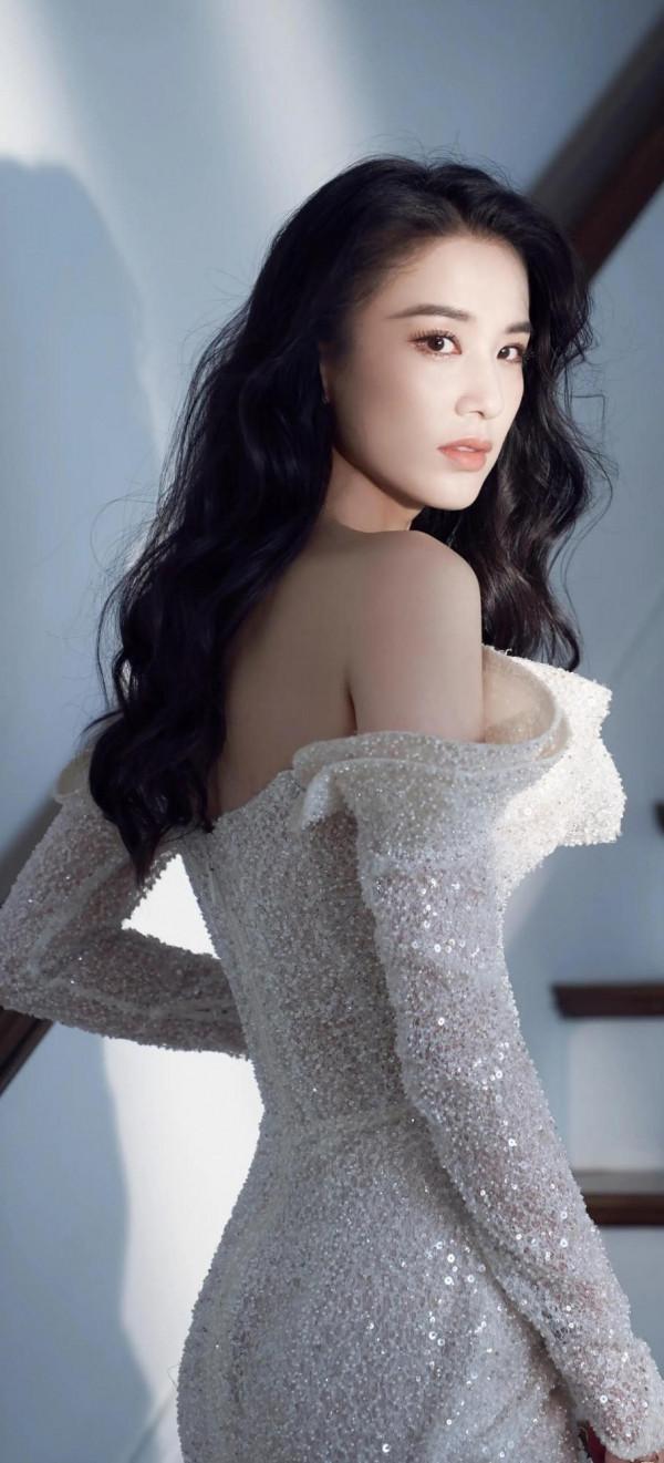 愛江山更愛美人——黃聖依美圖集一