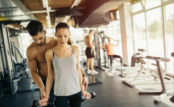 你噴他啞鈴沒做對,他說你不會單槓,不同健身流派的差別這麼大? 你噴他啞鈴沒做對,他說你不會單槓,不同健身流派的差別這麼大?