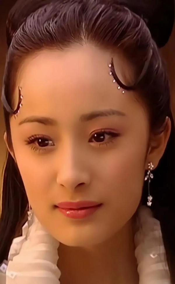 楊冪Pk唐嫣，誰更勝一籌呢？