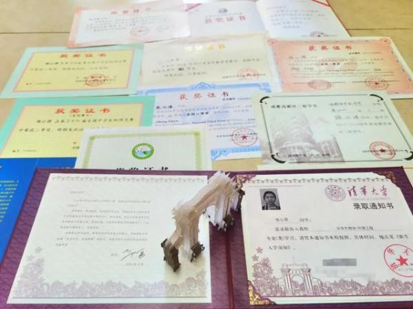 寒門女孩693分考上清華，母親蹬三輪供她讀書，她從沒覺得生活苦