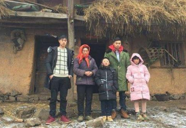 3年前那個走4.5公里山路上學,滿頭冰花的男孩,後來過得怎樣? 3年前那個走4.5公里山路上學,滿頭冰花的男孩,後來過得怎樣?