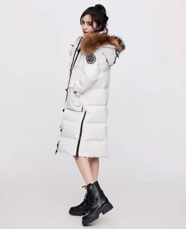 楊冪是公認的“穿搭女王”,隨便一穿,都很有氣質 楊冪是公認的“穿搭女王”,隨便一穿,都很有氣質