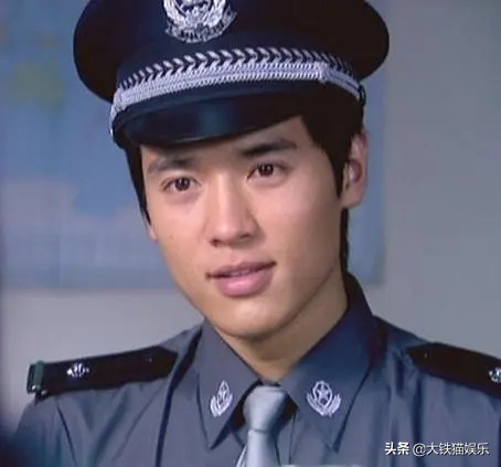 10大“海巖男郎”今昔顏值對比:有人中年成油王,有人改名又變臉 10大“海巖男郎”今昔顏值對比:有人中年成油王,有人改名又變臉