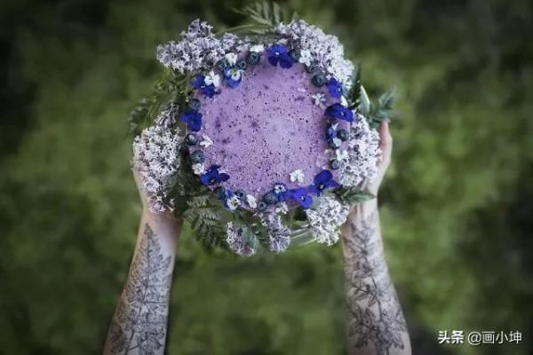 蛋糕是大森林的饋贈,美得彷彿來自童話世界 蛋糕是大森林的饋贈,美得彷彿來自童話世界