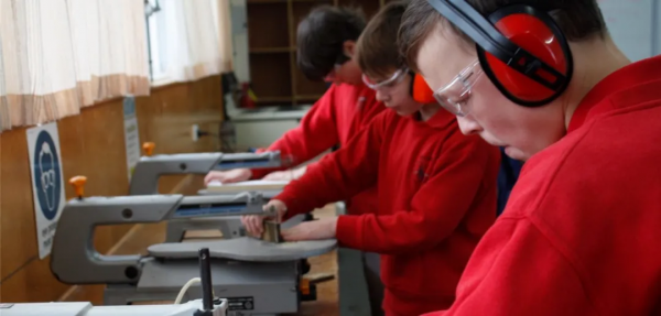 紐西蘭中小學留學:遠離大都市華人圈,感受純粹白人貴族中小學 紐西蘭中小學留學:遠離大都市華人圈,感受純粹白人貴族中小學