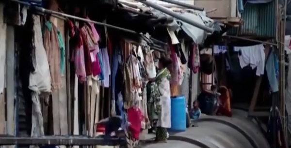 生在印度有多慘？1億多孩子無法上學，從小就要打工賺錢