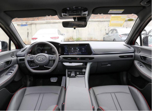 叫好不叫座,阿特茲、標緻508、索納塔誰更值得買? 叫好不叫座,阿特茲、標緻508、索納塔誰更值得買?