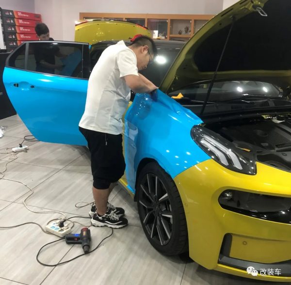 00後大學生改裝領克03+,擁有WTCR年度冠軍車同款顏色 00後大學生改裝領克03+,擁有WTCR年度冠軍車同款顏色