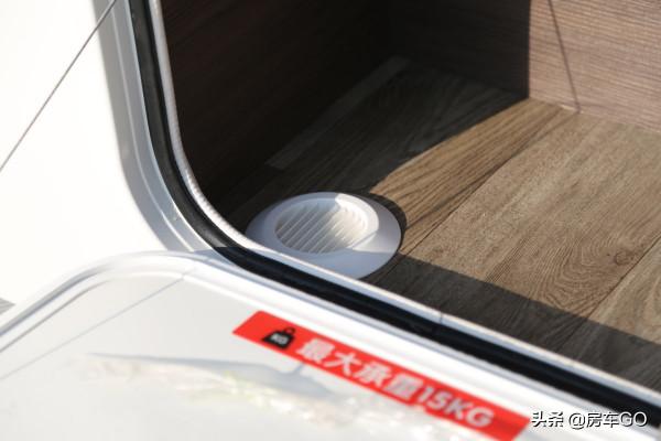 國六3.0T+8AT！C本可開超大空間房車，實拍亞特尊領ST