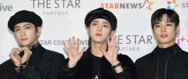 男星紅毯濃妝總是翻車!現場生圖對比太明顯,妝面乾淨清爽才舒服 男星紅毯濃妝總是翻車!現場生圖對比太明顯,妝面乾淨清爽才舒服