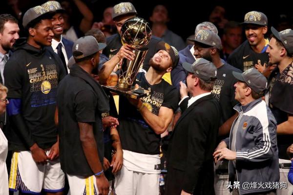 翻舊賬！若16年總決賽G5格林沒被禁賽，勇士根本不會輸掉系列賽？