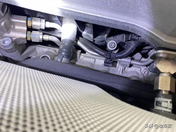 預算100萬買輛奧迪R8，沒想到開始得很美麗，結束得卻很可惜