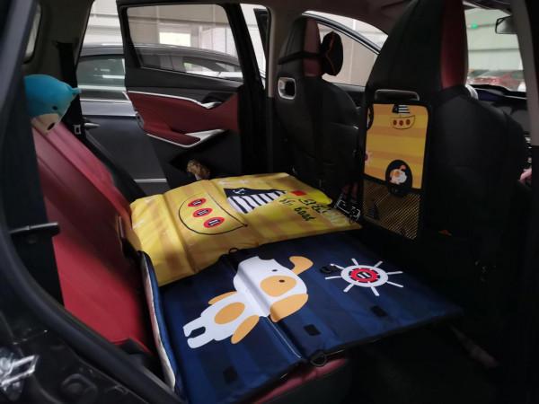 車裡安裝個床 車裡安裝個床