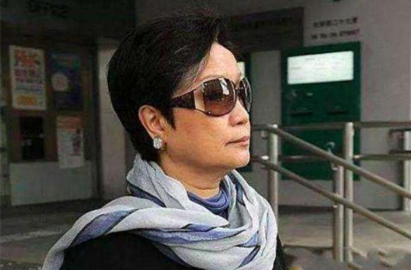 《司徒玉蓮》洪興十三妹原型，18歲踏入江湖，60歲擁有百億身價