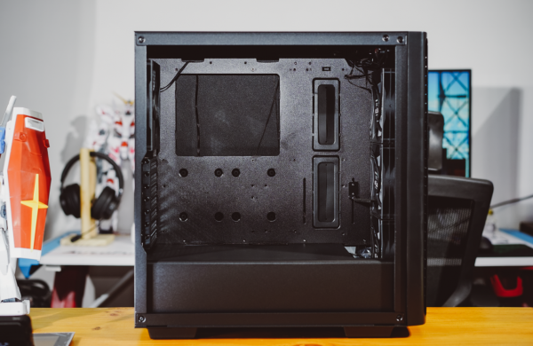 九州風神CK560裝機體驗:別出心裁的低調,但相容與散熱效能超強 九州風神CK560裝機體驗:別出心裁的低調,但相容與散熱效能超強