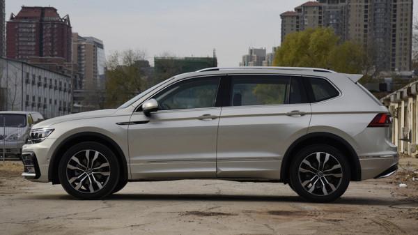 “鍍鉻狂魔”遇見“套娃王”，昂科威PLUS對比途觀L