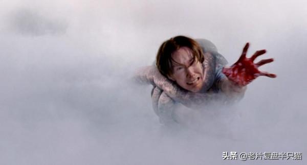 “絕望”到令人窒息的《迷霧》,還藏著“七宗罪”,你找到了嗎? “絕望”到令人窒息的《迷霧》,還藏著“七宗罪”,你找到了嗎?