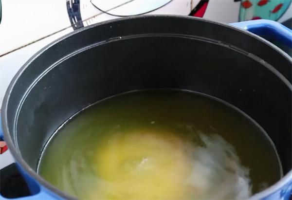 陝西特色小吃擀麵皮，配方技巧詳細告訴你，比涼皮更Q彈筋道