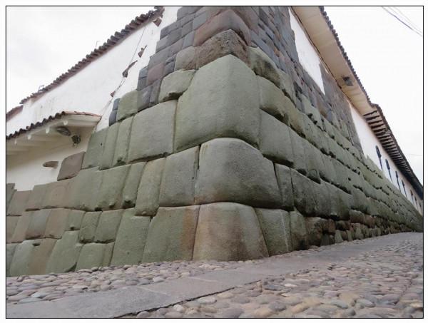 從印加、西班牙到明朝,錢幣背後所承載的時間和空間 從印加、西班牙到明朝,錢幣背後所承載的時間和空間