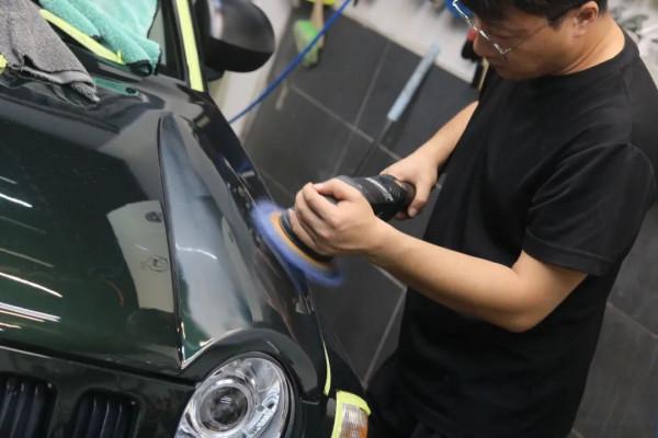 怪獸修車：翻新一輛“破爛不堪”的吉普指南者，滿血復活變新車