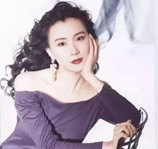 至今未嫁的10位大齡港臺女星，有人皈依佛門，有人被騙後心灰意冷