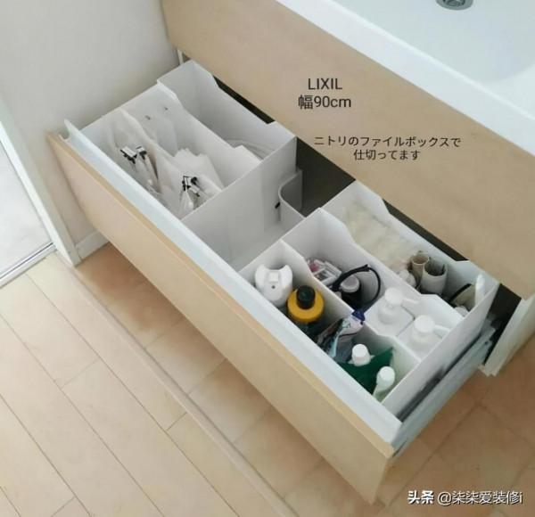 他家的衛生間這樣設計，乾淨又整潔，收納功能簡直出乎意料