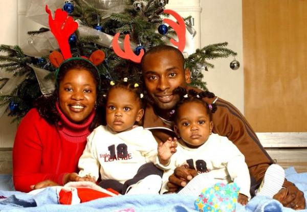 連體女嬰分離手術創奇蹟,20年後依然心靈相通,靠著睡最舒服 連體女嬰分離手術創奇蹟,20年後依然心靈相通,靠著睡最舒服