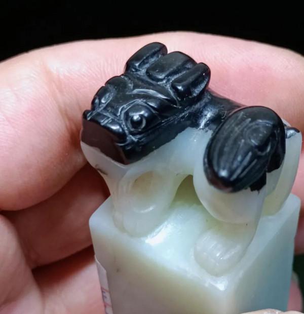 漢代傳國螭虎鈕玉璽，價值連城