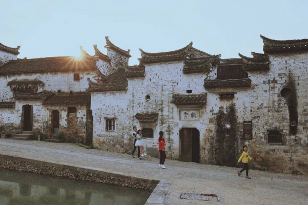 2022年的第一場旅行，就從這19個絕美又安逸的古村古鎮開始吧