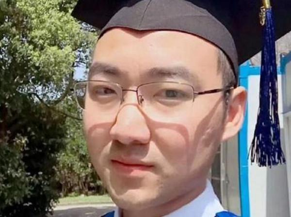 2019年，上交大學霸張迪放棄化療捐出遺體，騙奶奶說：我出國留學